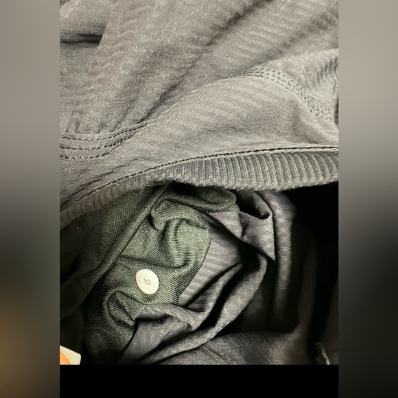 Lululemon In Flux Crop - Picture 9 of 13